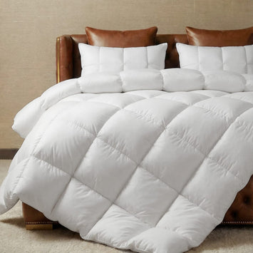 Cloud Down & Feather Duvet in Light (Spring Summer) & Medium (All Season)