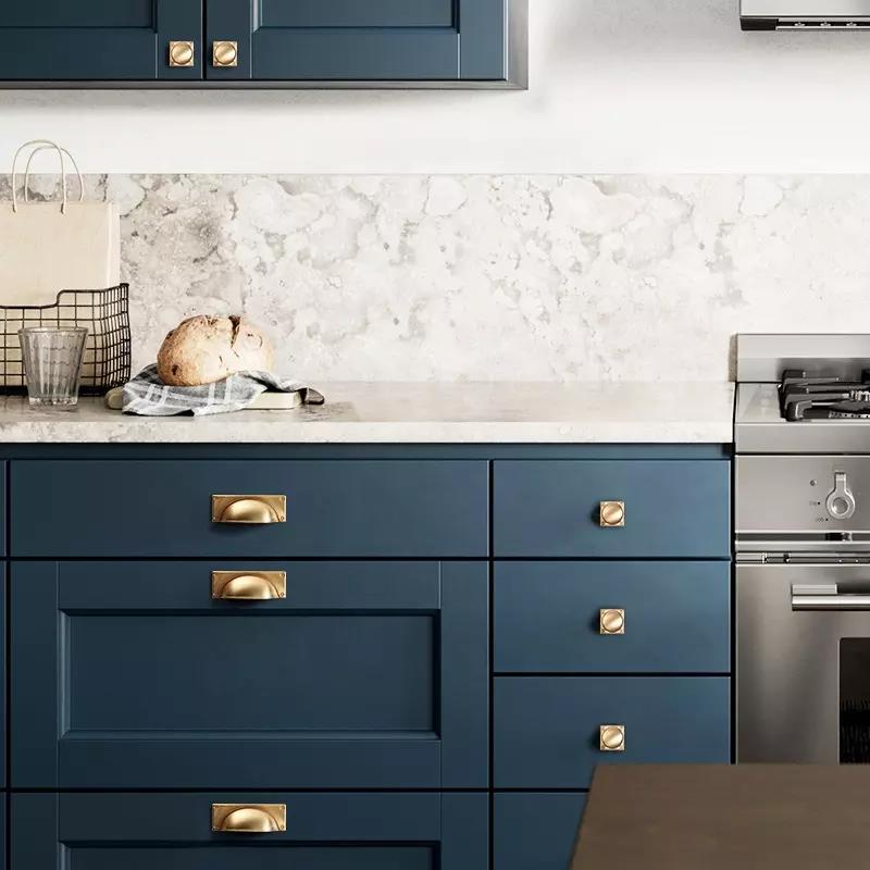 Luigi Lux Furniture Handle in Brushed Brass & Black Brushed Nickel
