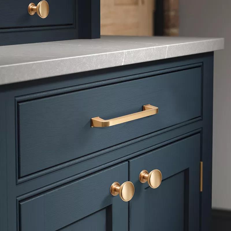 Luigi Lux Furniture Handle in Brushed Brass & Black Brushed Nickel