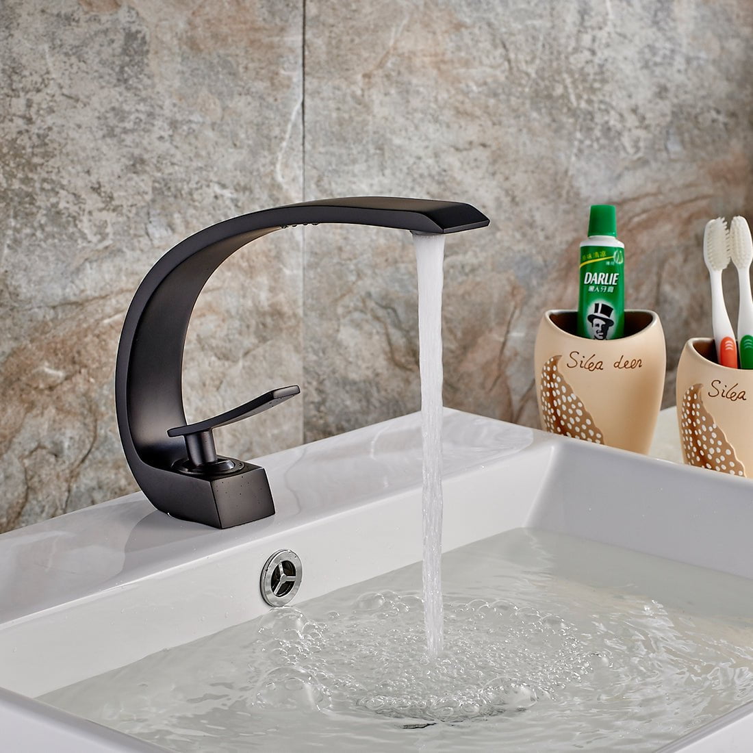 Spon Dei Faucet in Black & Silver