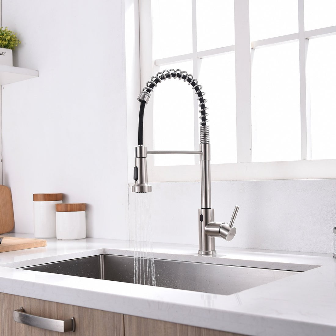 Kraus Touchless Sensor Faucet in Gold & Silver