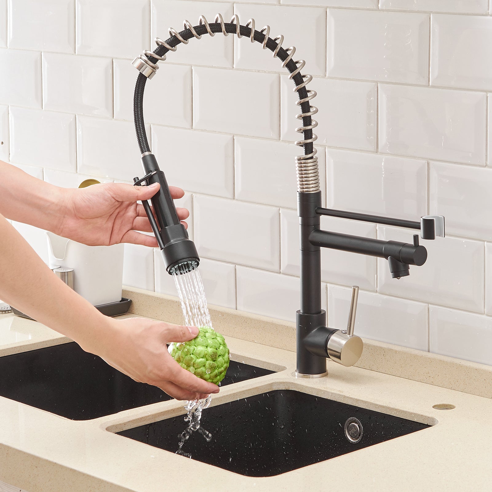 Lucero Faucet in Black & Gold
