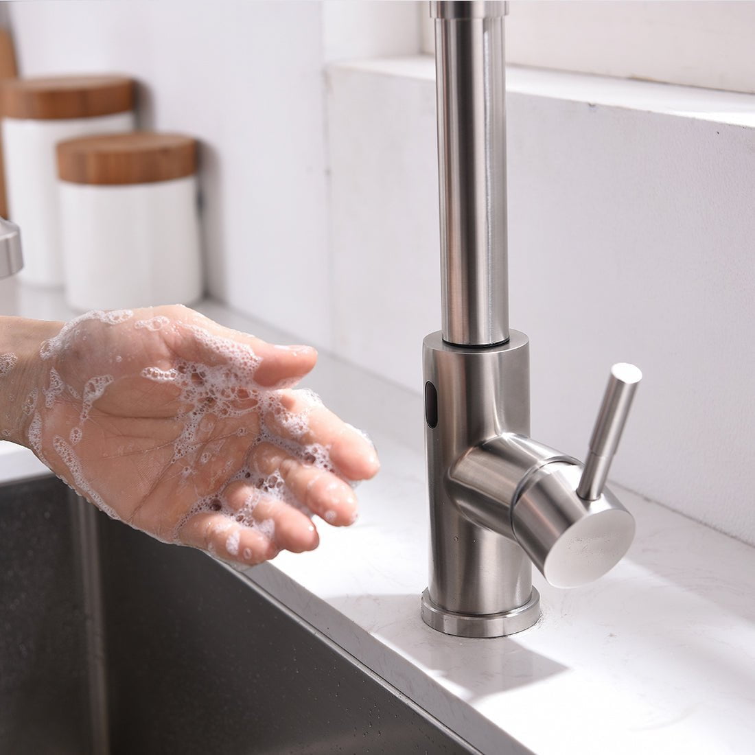 Kraus Touchless Sensor Faucet in Gold & Silver