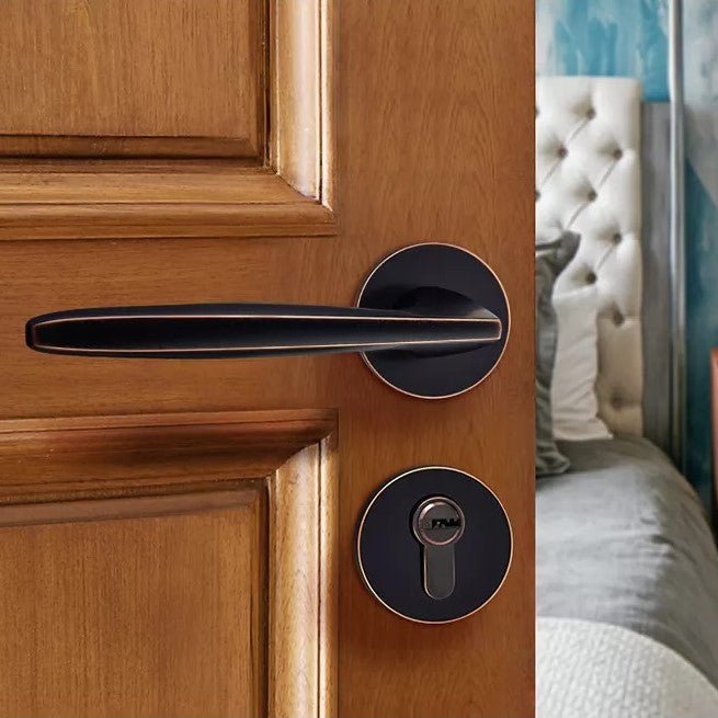 Broadway Lever Door Lock in Black Orb & Matte Black