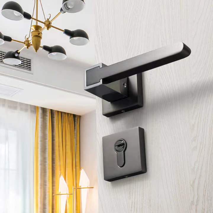 Prestige Keyed Door Lock in Black Antique Brass