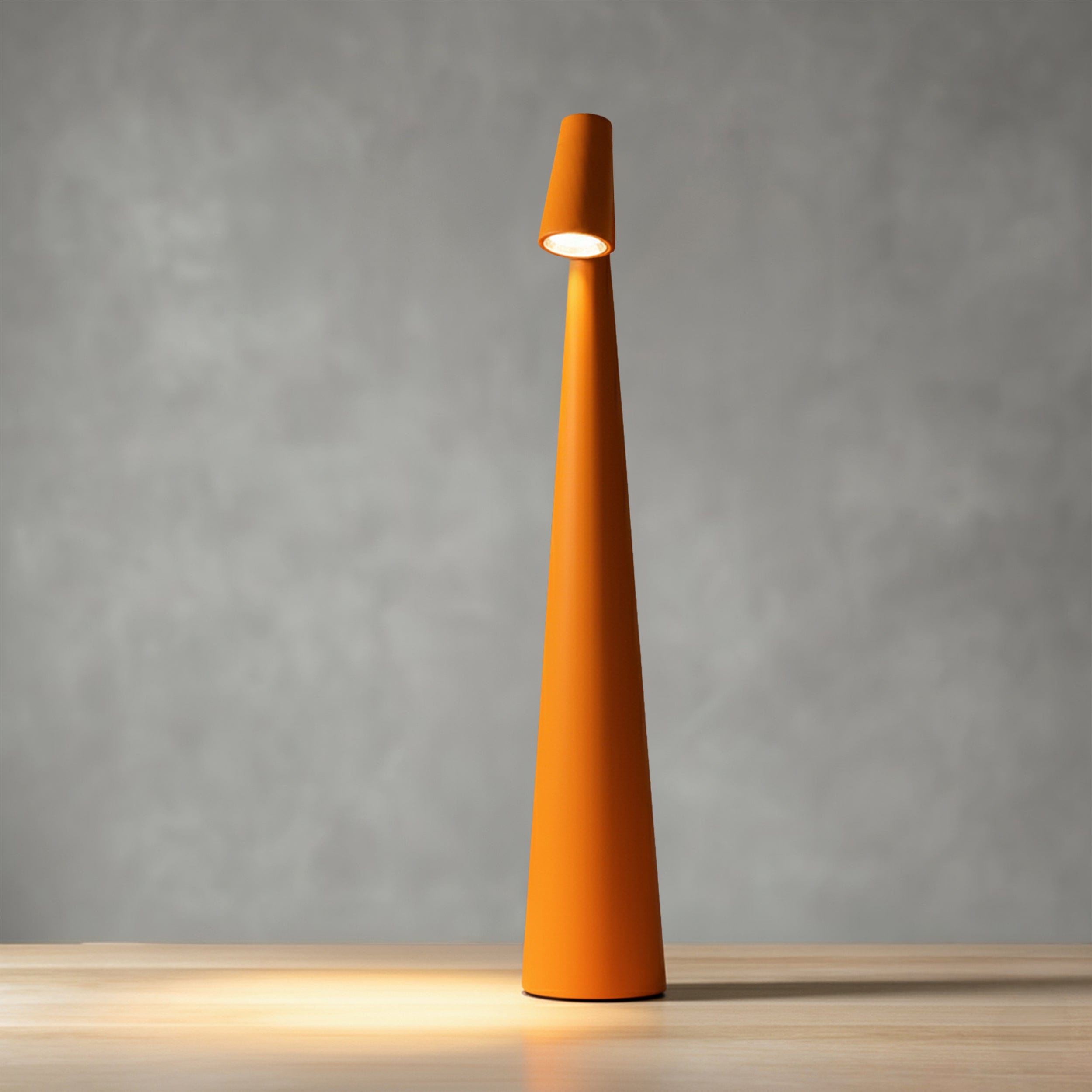 Bitsy Slim Table Lamp in Gray & White