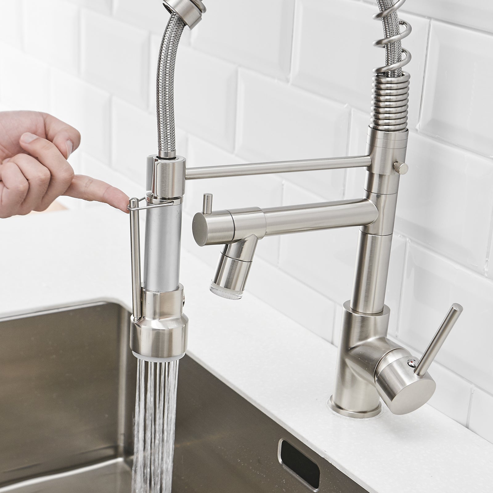 Gustav Led Faucet in Black & Silver
