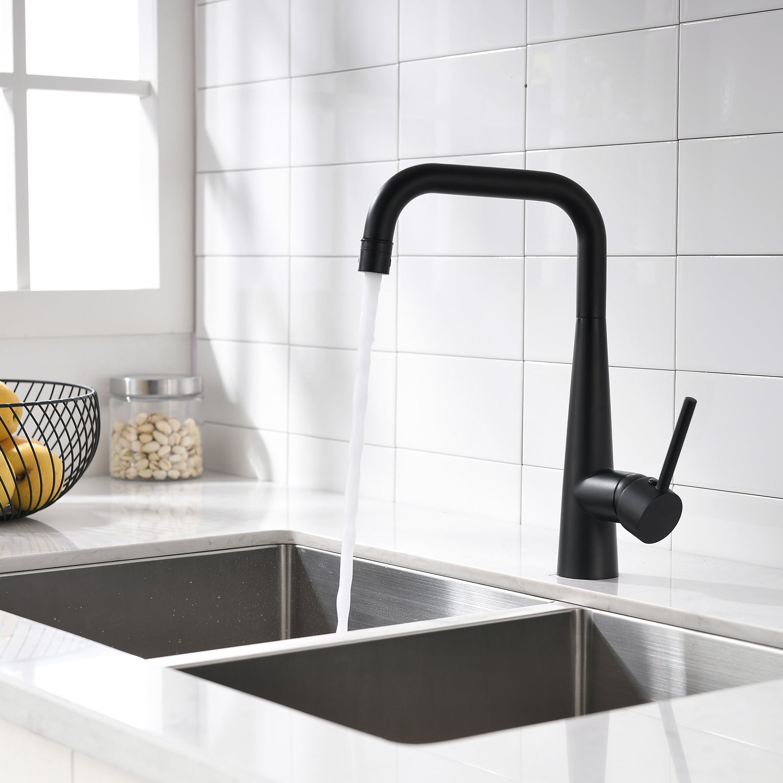 Archdamien Faucet in Black & Nickel