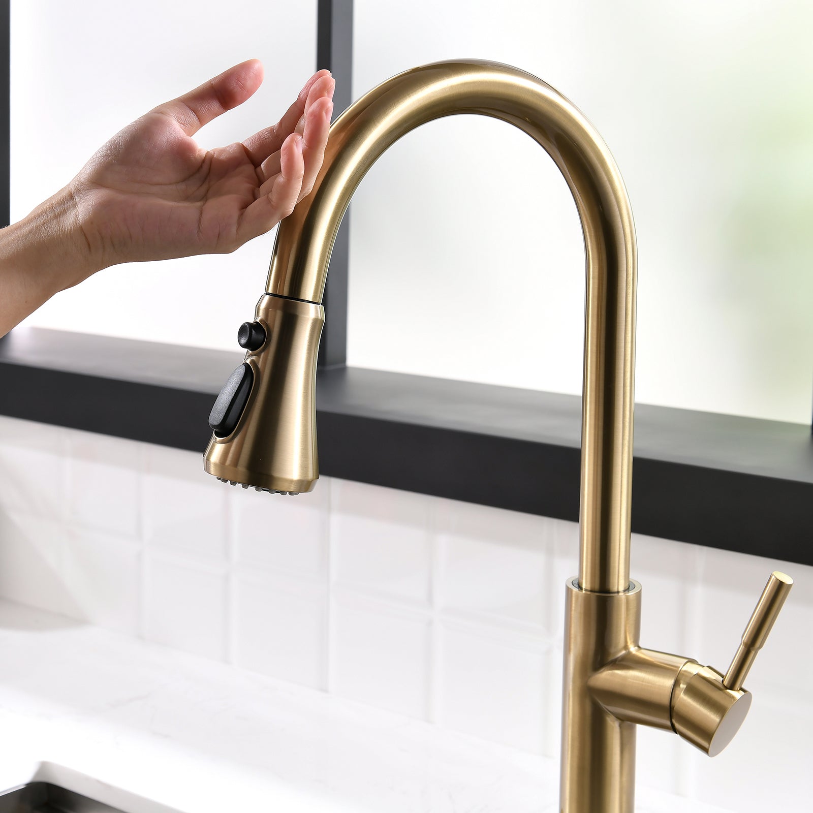 Essiel Touch On Faucet in Black & Gold