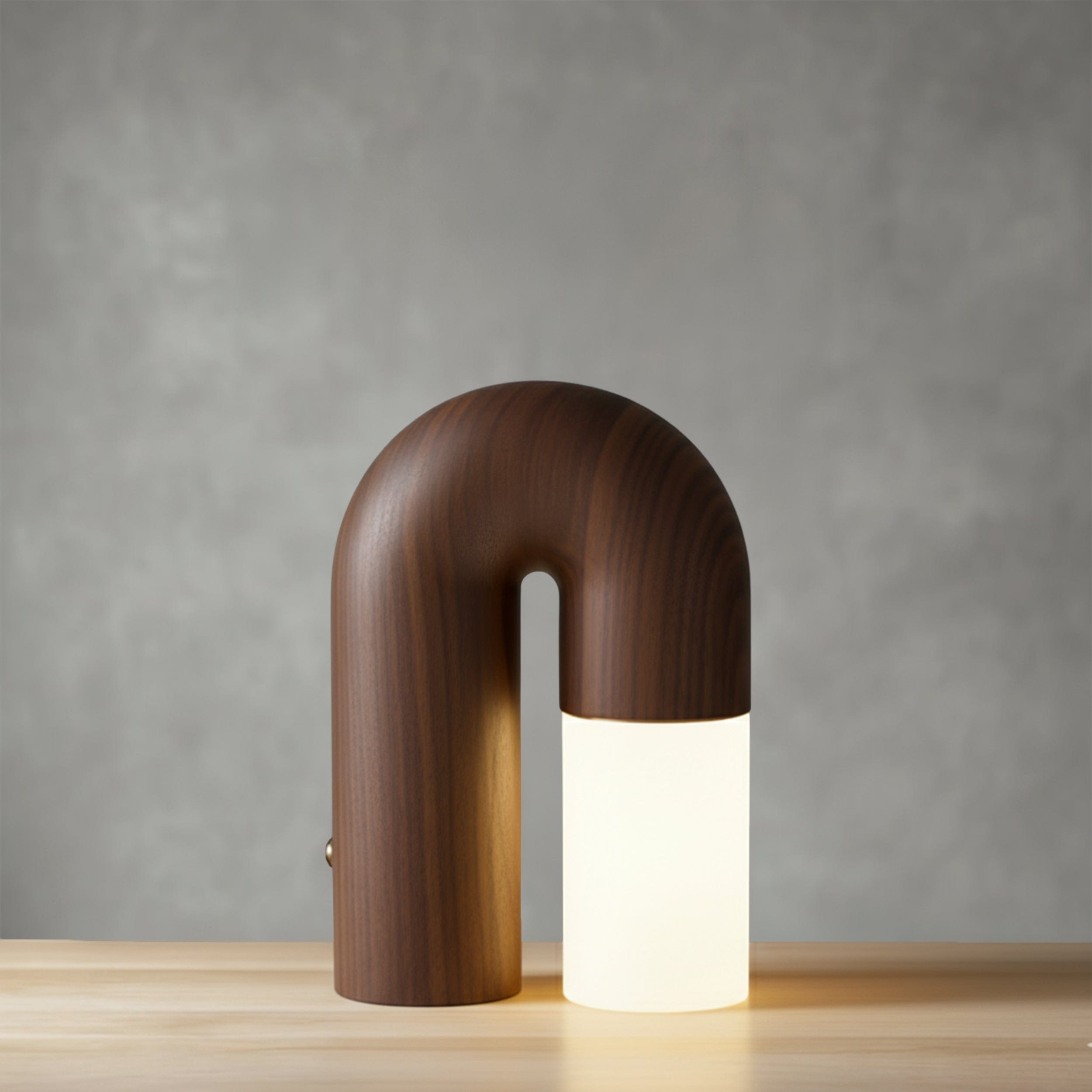 Diapole Table Lamp in Black & Natural