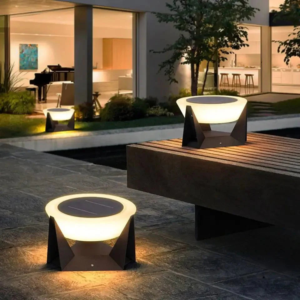 Landing Solar Garden Light