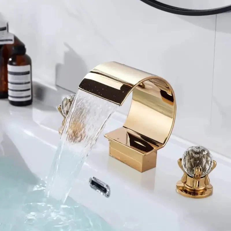 Crystal Curve Faucet in Gold & Black