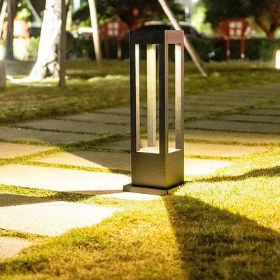 Nimbus Solar Garden Light