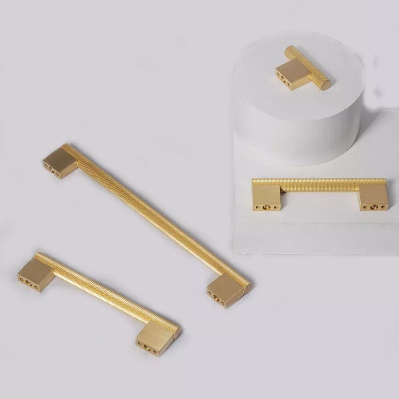 Lubann Furniture Handle in Brushed Brass