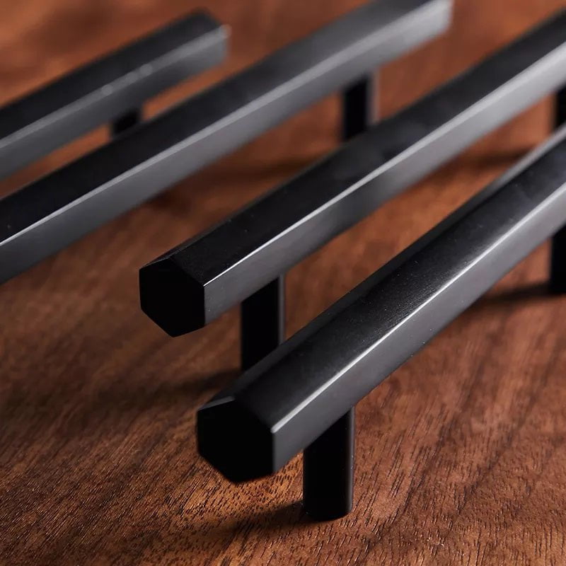 Tucson Tone Furniture Handle in Brushed Brass & Matte Black