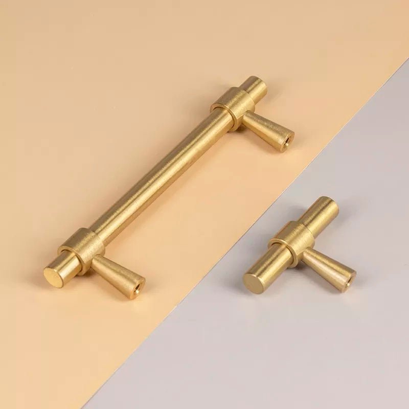 Lori Tonn Furniture Handle in Matte Black & Brass