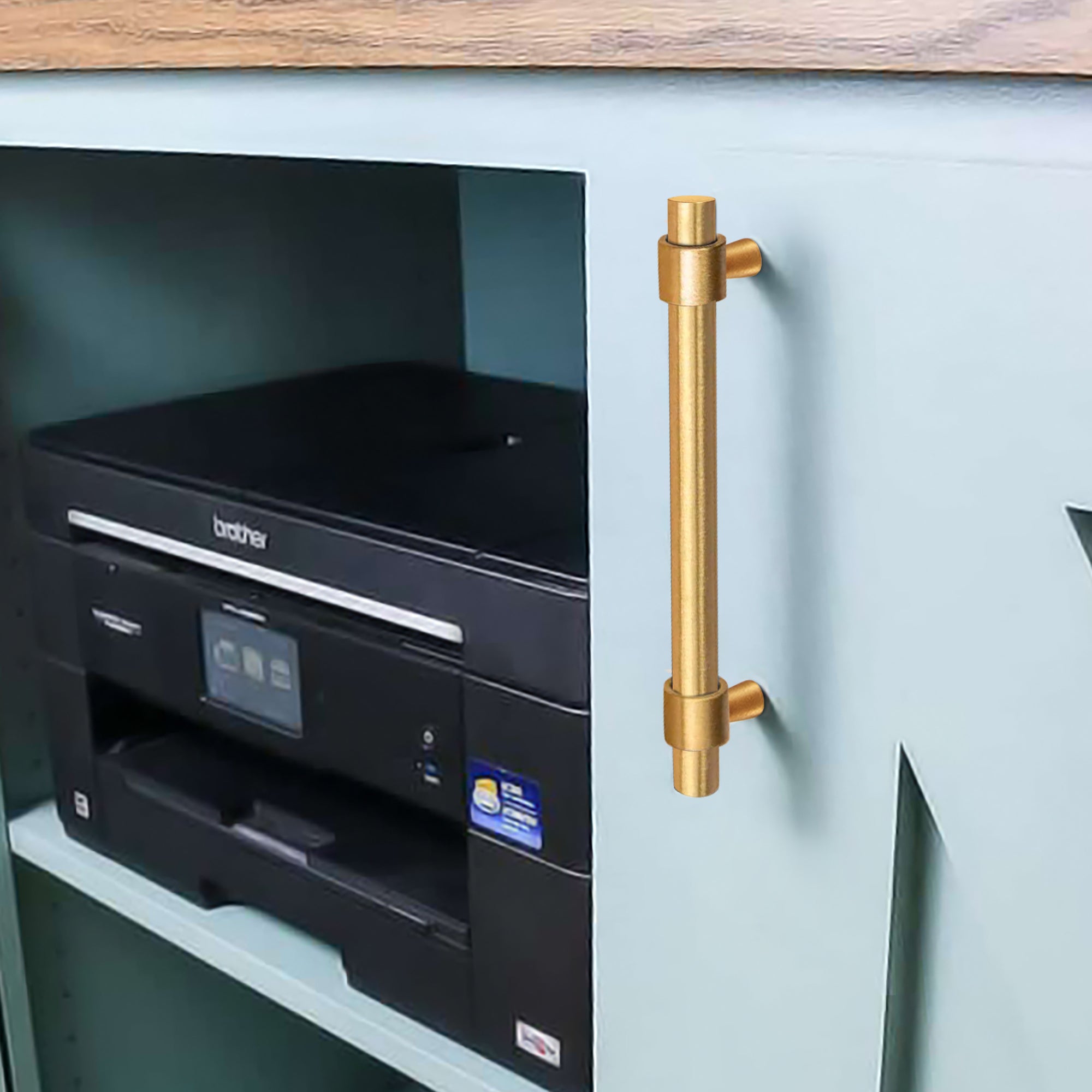 Lori Tonn Furniture Handle in Matte Black & Brass