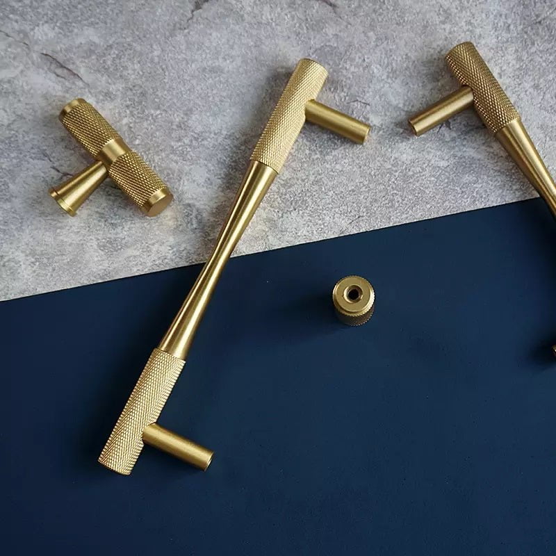 Beau Furniture Handle in Brass