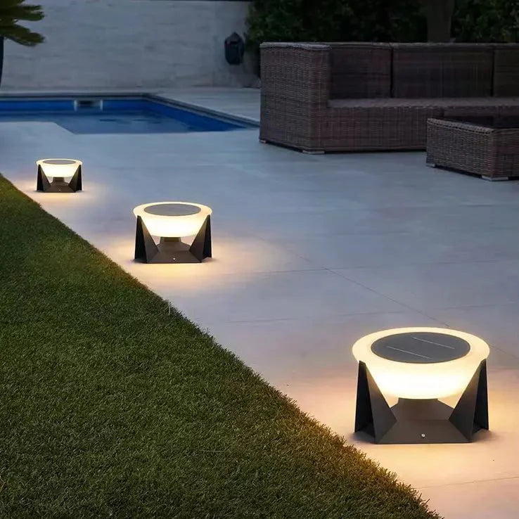 Landing Solar Garden Light