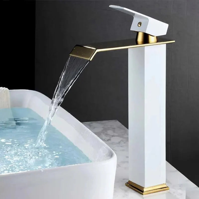Flow Wave Faucet in Chrome & Black
