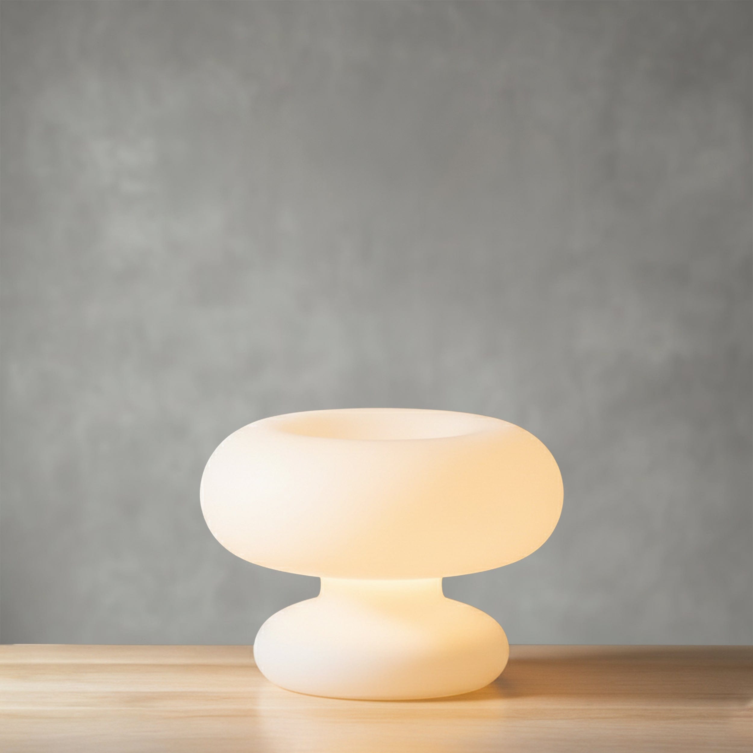 Maki White Mushroom Table Lamp