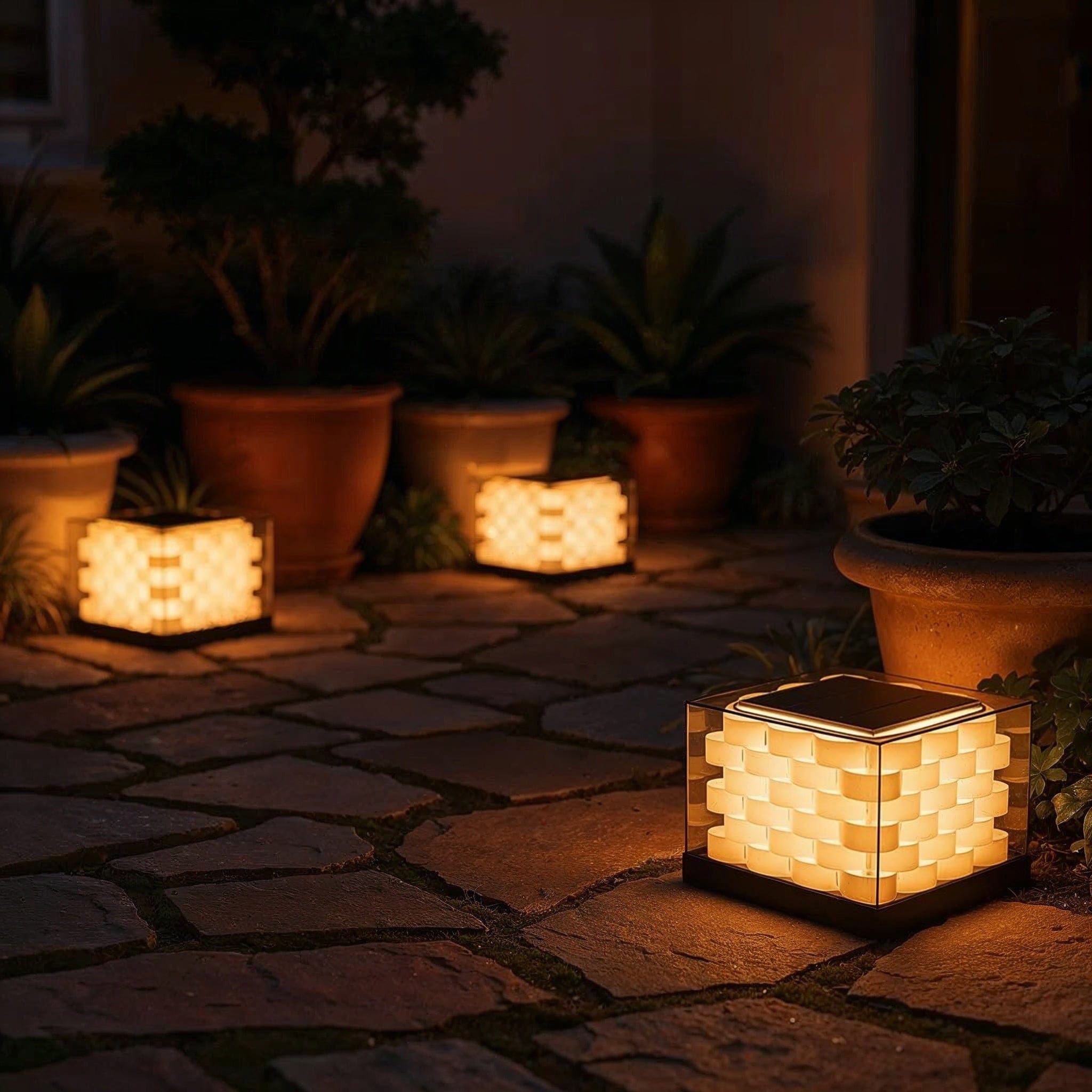 Cubed Weave Outdoor Light