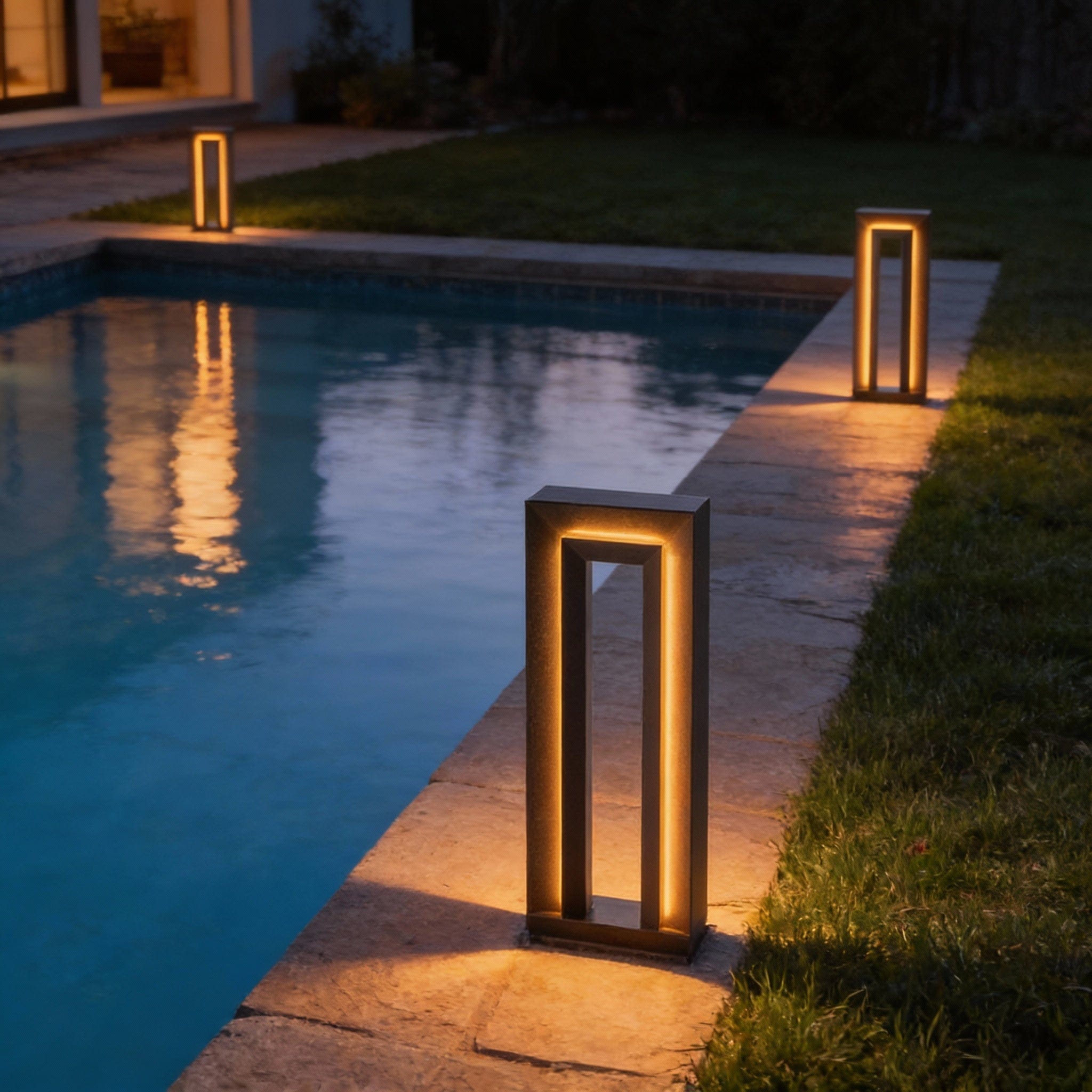 Prism Pathway Light