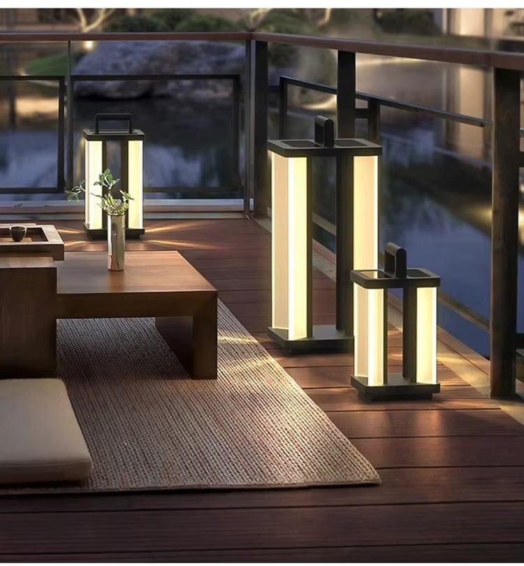 Contemporary Solar Garden Light