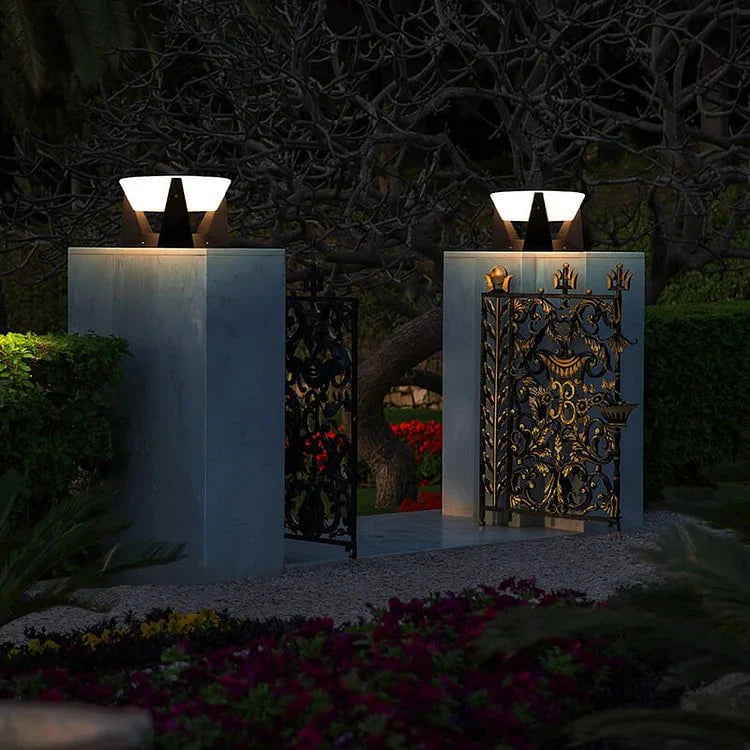 Landing Solar Garden Light