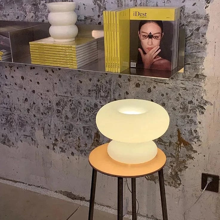 Maki White Mushroom Table Lamp