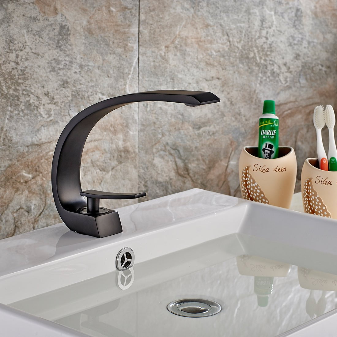 Spon Dei Faucet in Black & Silver