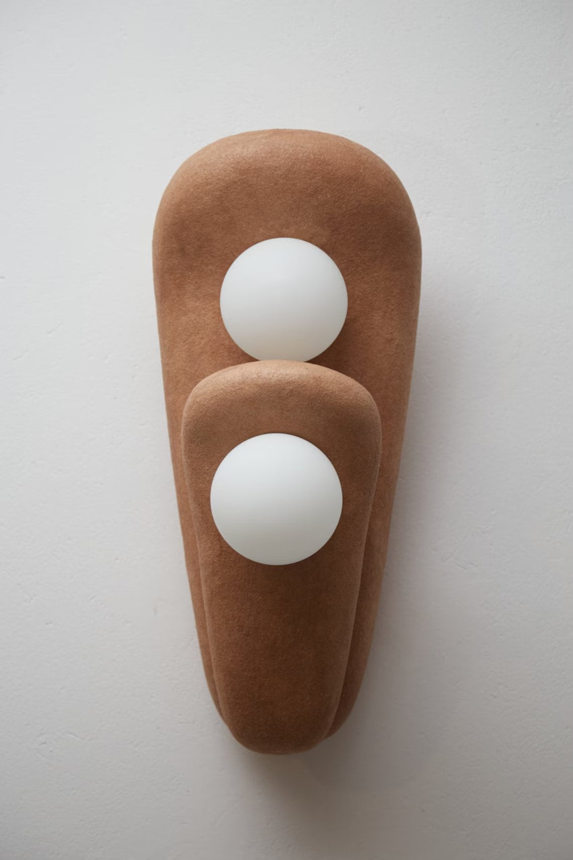 Zakohani Sconce in Milk & Beige