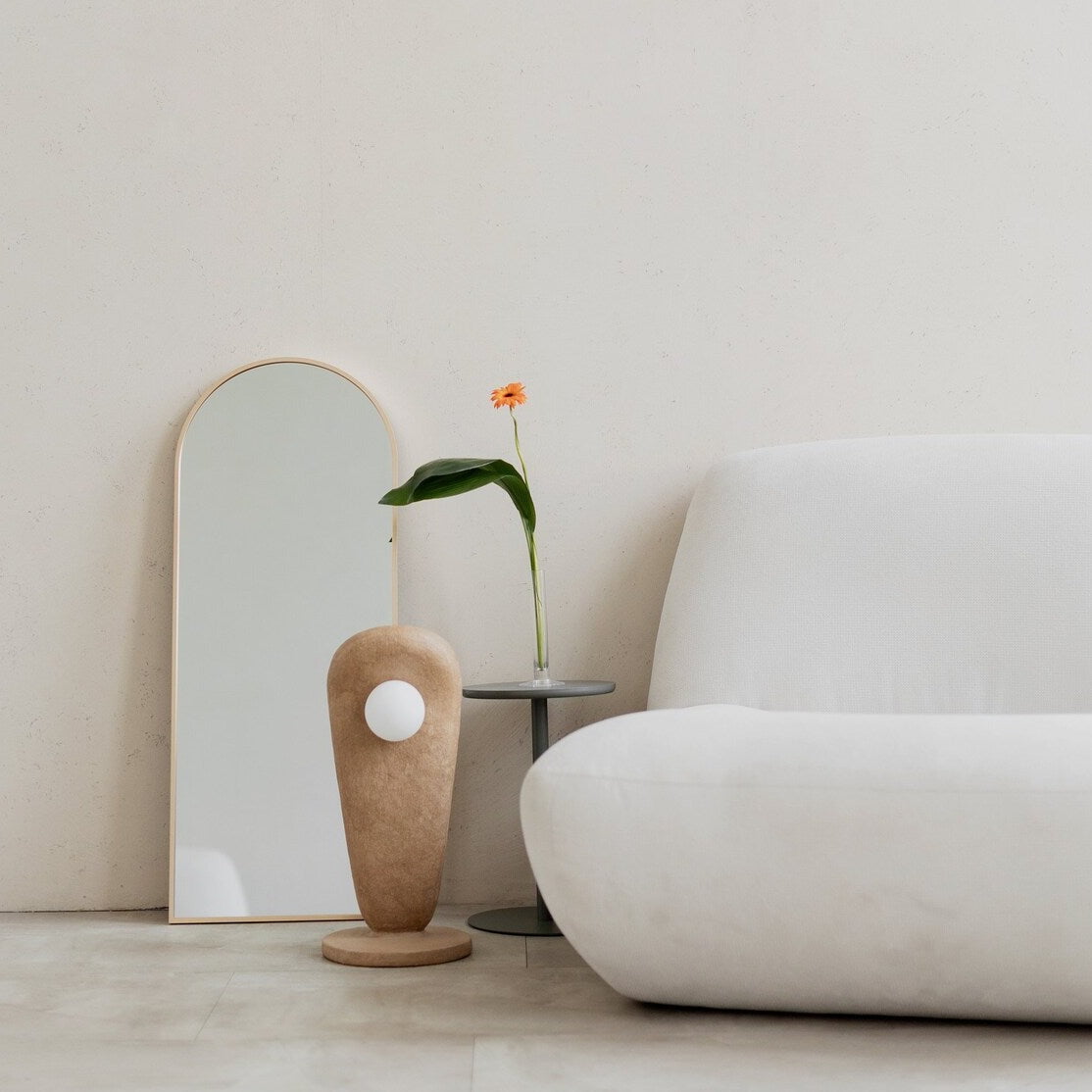 Zakohani Table Lamp in Milk & Beige