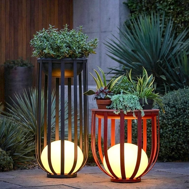 Flower Pot Solar Garden Light in Black & Copper