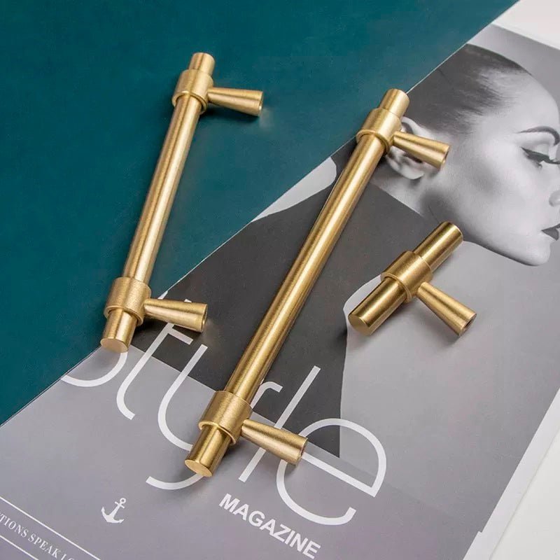 Lori Tonn Furniture Handle in Matte Black & Brass - Viltara