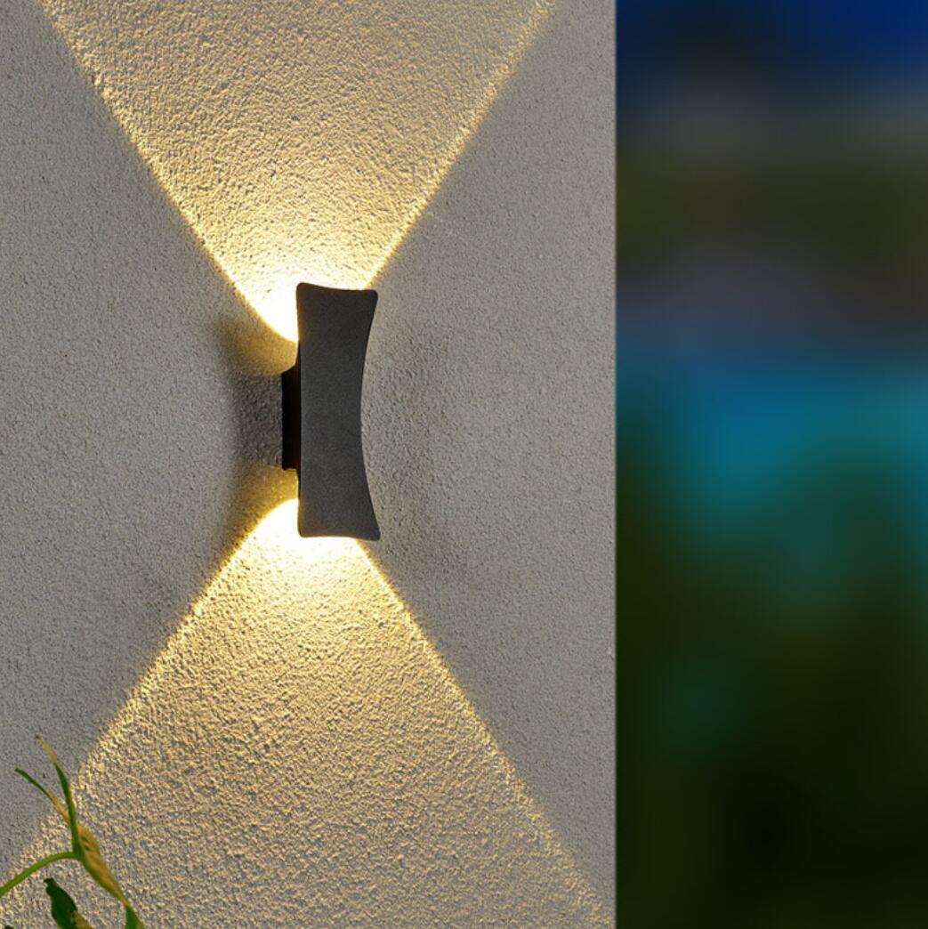 Sunset Wall Light in White & Black