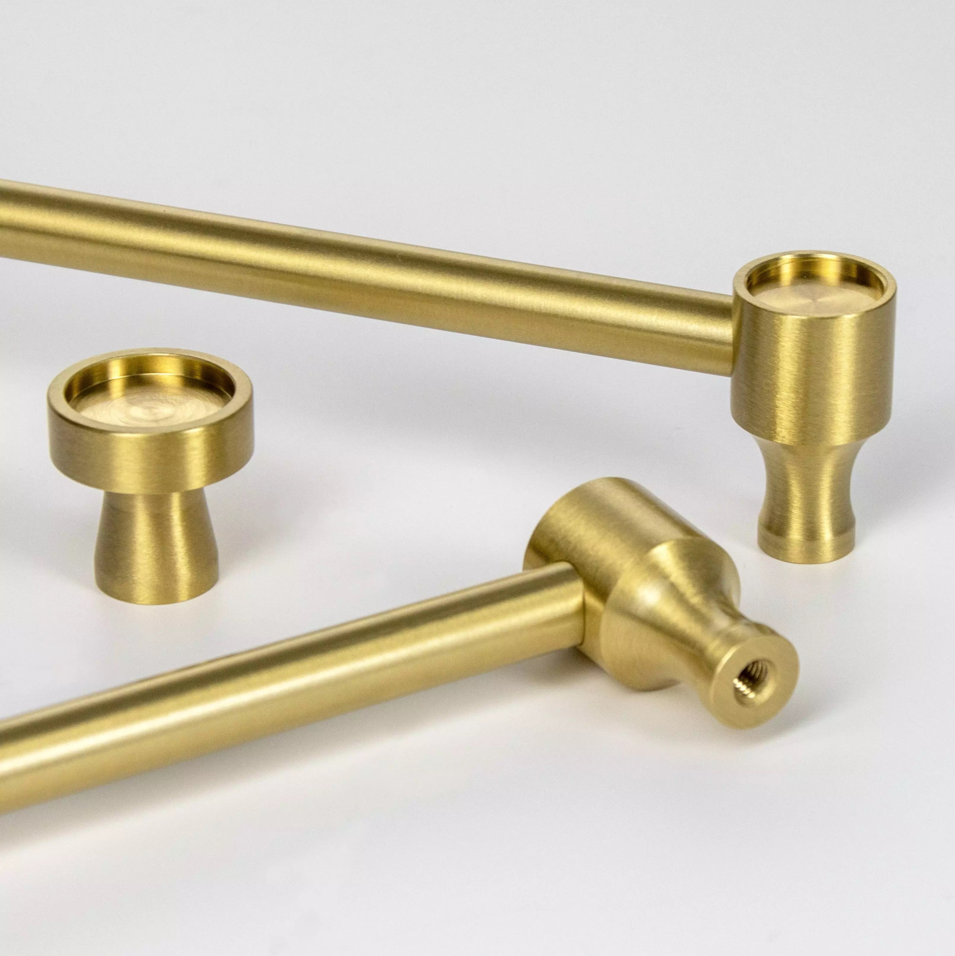 Melissa Mou Furniture Handle in Brushed Brass - Viltara