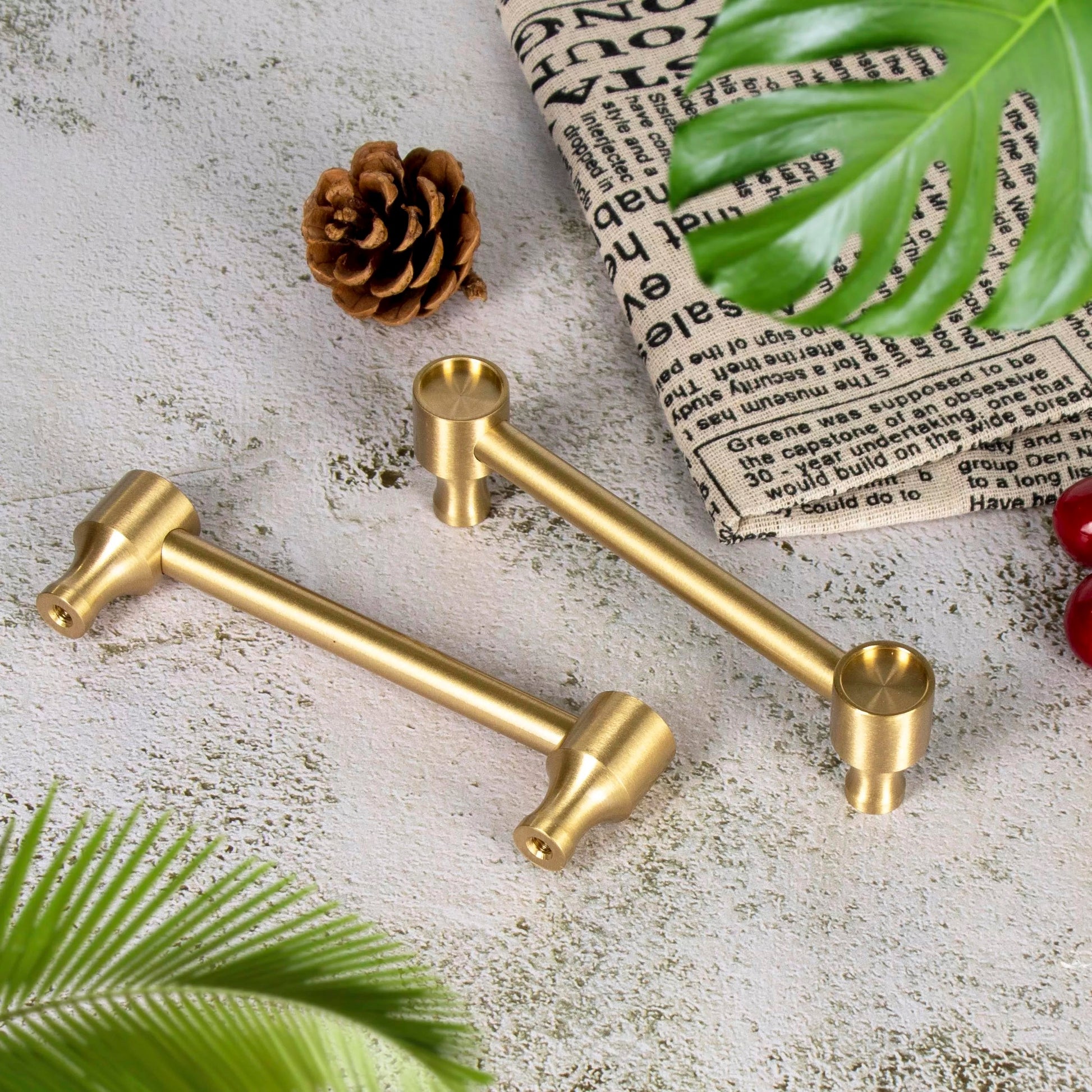 Melissa Mou Furniture Handle in Brushed Brass - Viltara