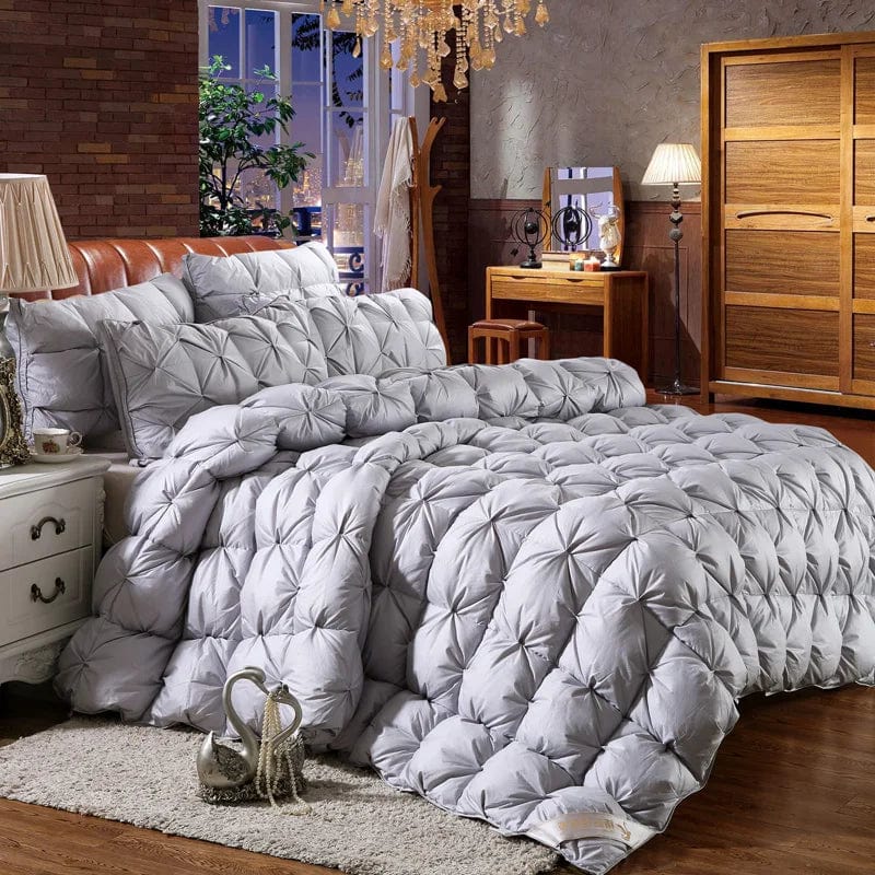 Signature Down Duvet Insert in White & Gray - Viltara