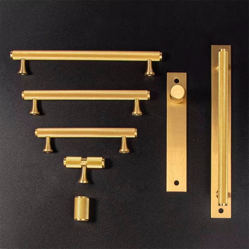 Tarly Reva Furniture Handle in Brushed Brass & Matte Black - Viltara