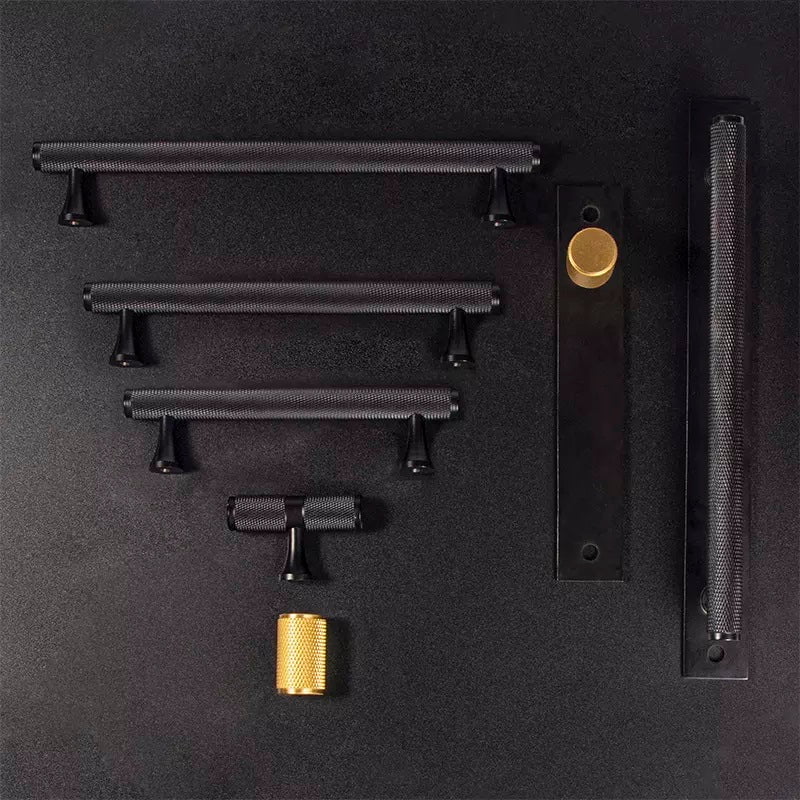 Tarly Reva Furniture Handle in Brushed Brass & Matte Black - Viltara