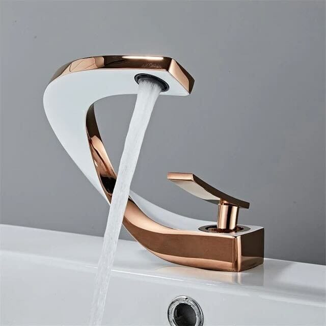 Twist Flow Faucet in Chrome & Gold - Viltara